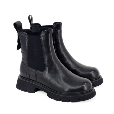 Ботинки женские