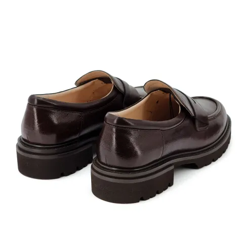 Лоферы женские