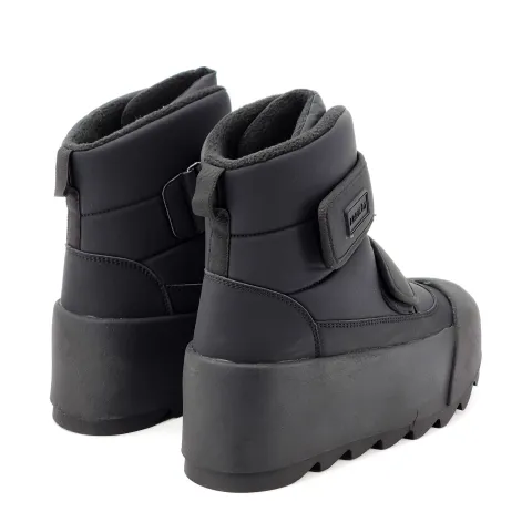 Дутики женские