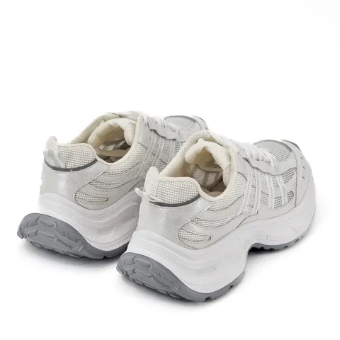 Кроссовки женские