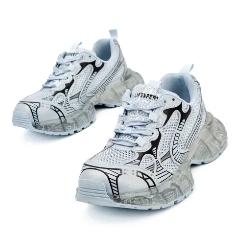 Кроссовки женские