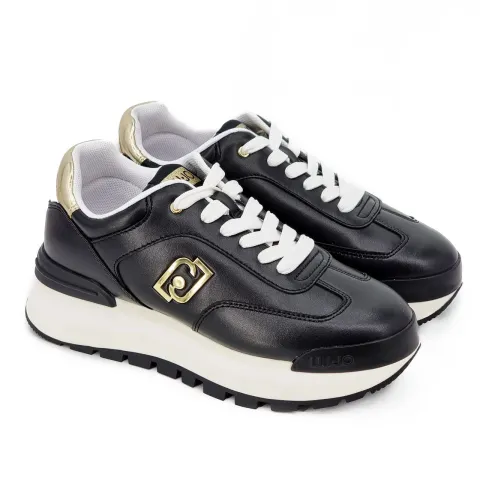 Кроссовки женские