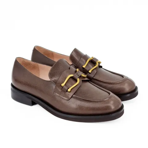 Лоферы женские