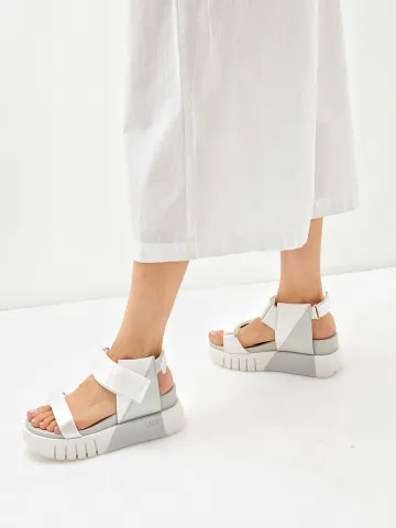 Сандалии женские