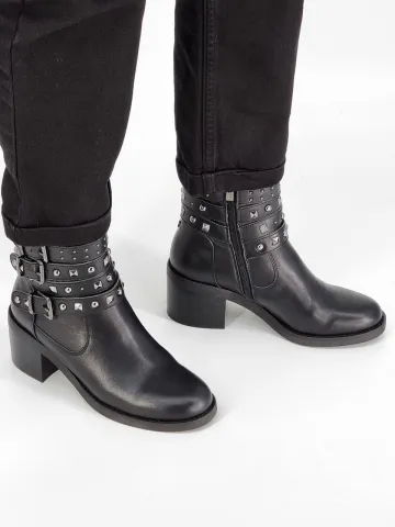 Ботинки женские