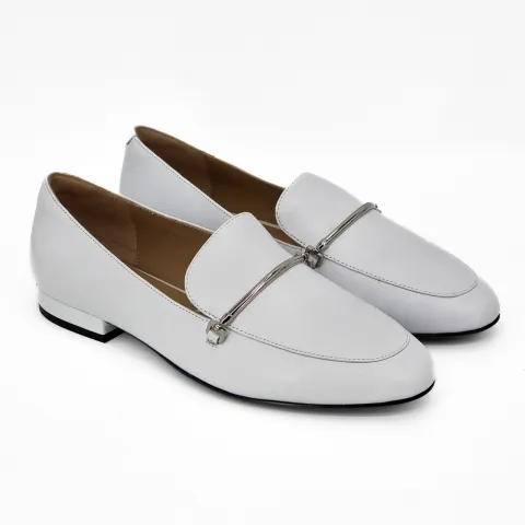 Лоферы женские