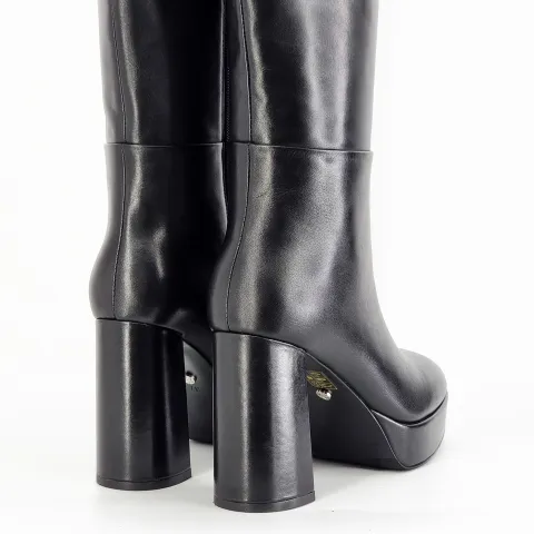 Сапоги женские