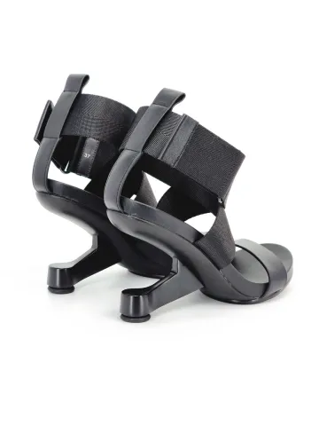 Босоножки женские