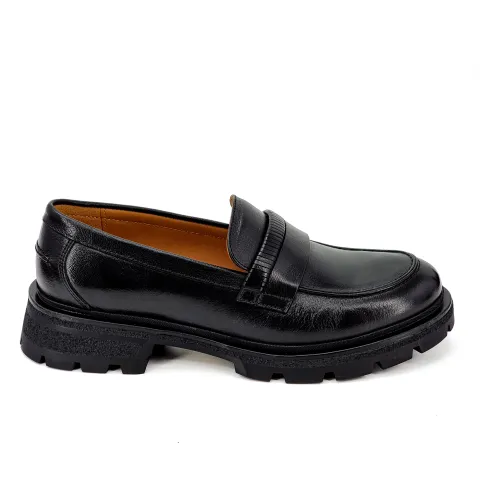 Лоферы женские