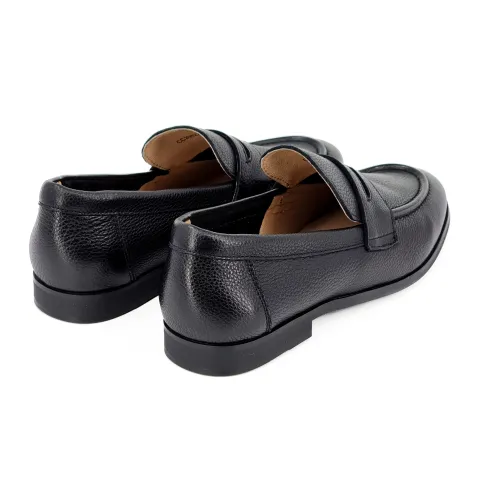 Лоферы женские