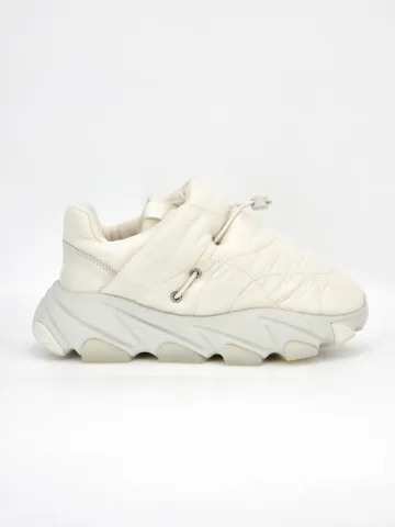 Кроссовки женские