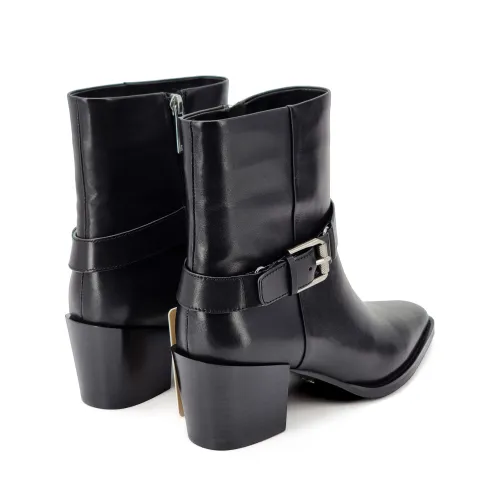 Казаки женские