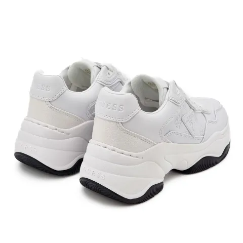 Кроссовки женские