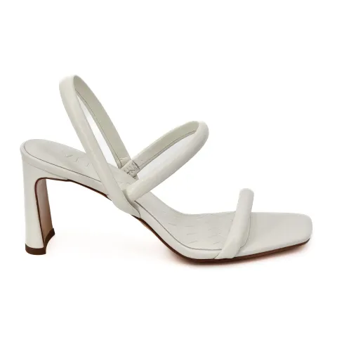 Босоножки женские