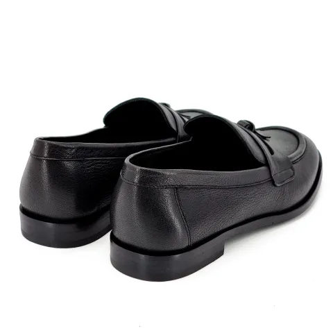 Лоферы женские