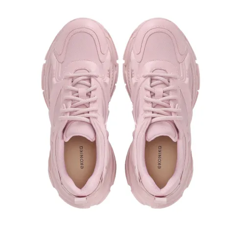 Кроссовки женские