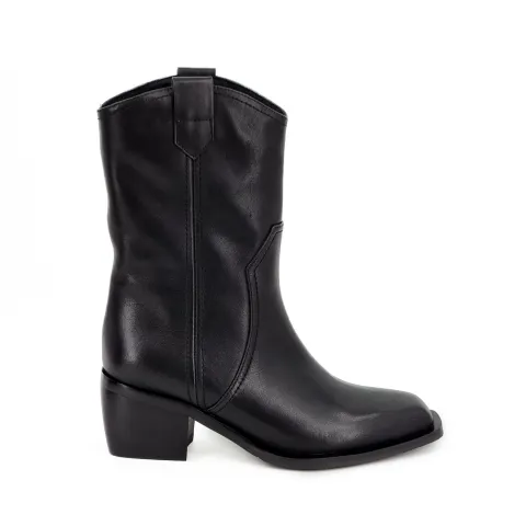 Казаки женские