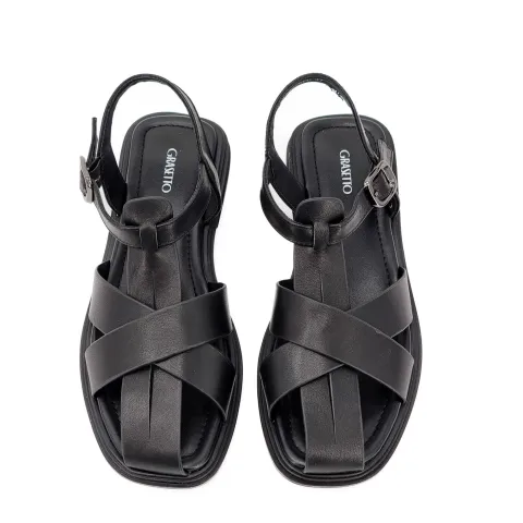 Сандалии женские