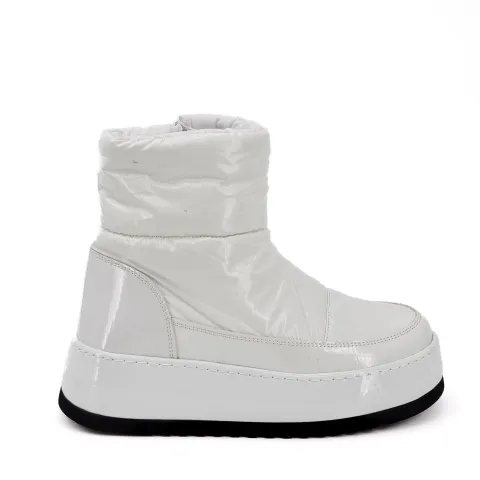 Дутики женские