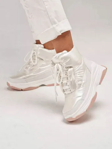 Дутики женские