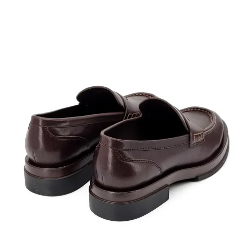 Лоферы женские