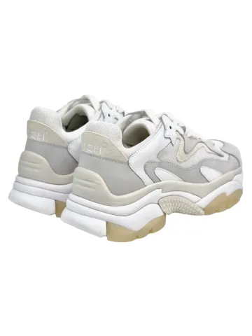 Кроссовки женские