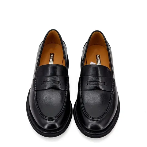 Лоферы женские