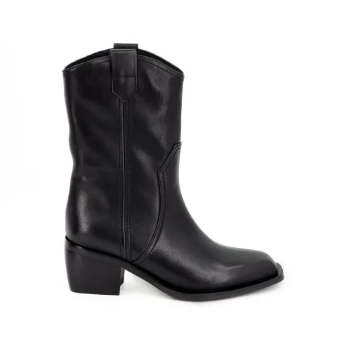 Казаки женские