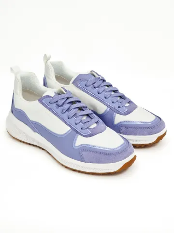 Кроссовки женские