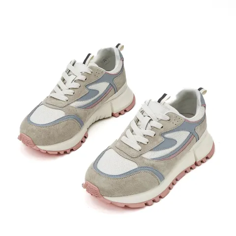 Кроссовки женские