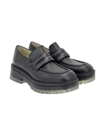 Лоферы женские