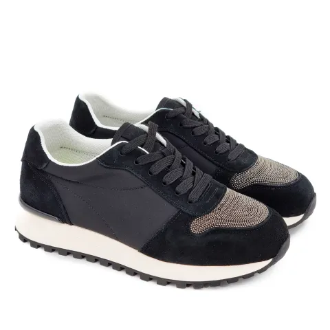 Кроссовки женские