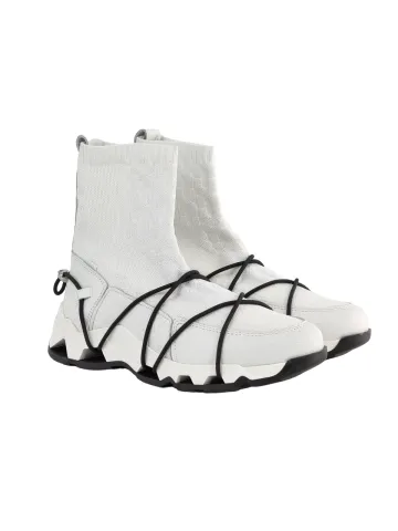 Кроссовки  женские