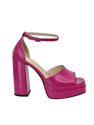 Босоножки женские