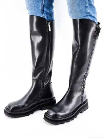 Сапоги женские