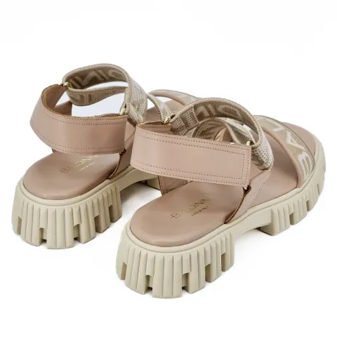 Сандалии женские