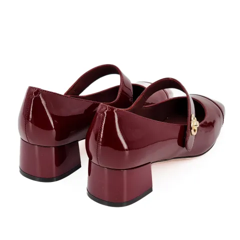 Туфли женские