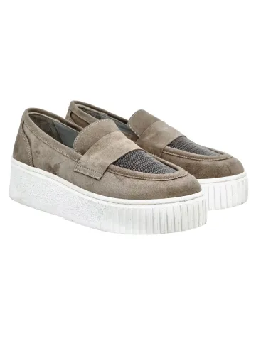 Лоферы женские