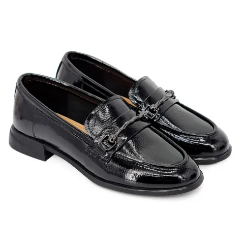 Лоферы женские