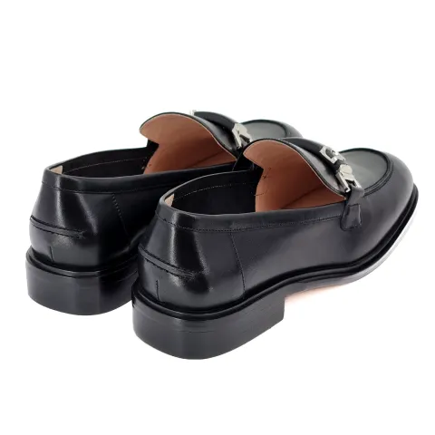 Лоферы женские