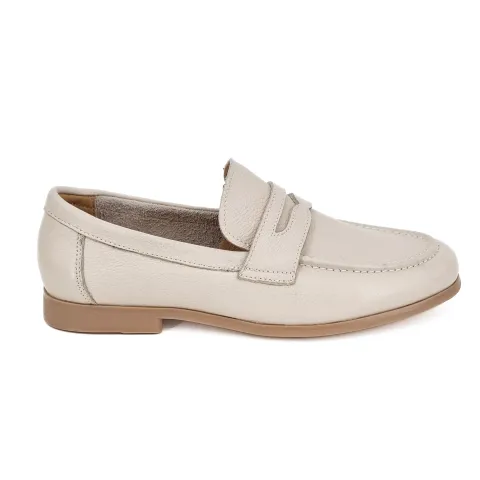 Лоферы женские