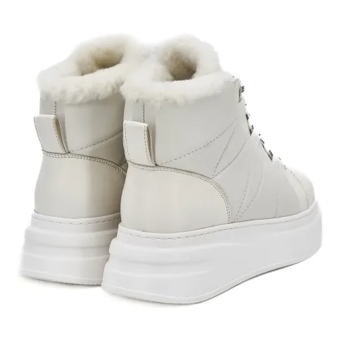 Дутики женские