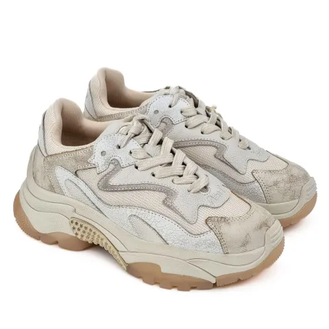 Кроссовки женские