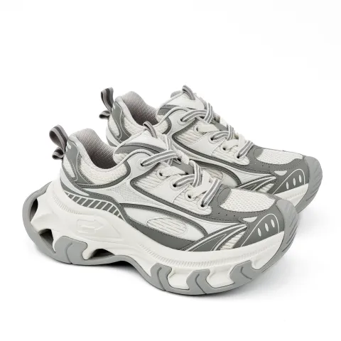 Кроссовки женские