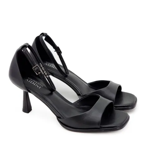 Босоножки женские