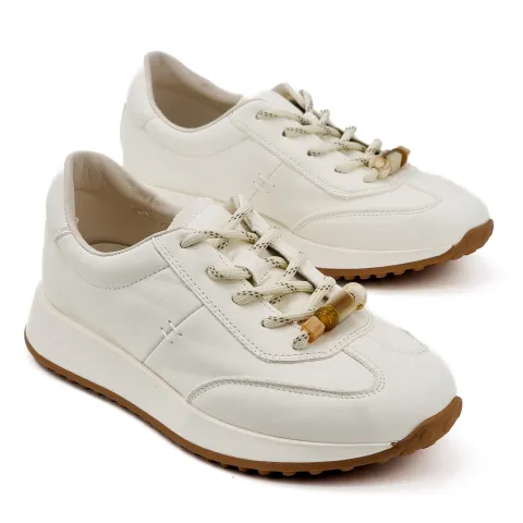 Кроссовки женские