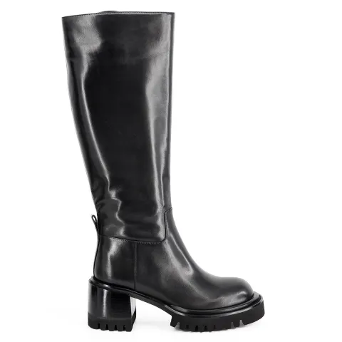 Сапоги женские