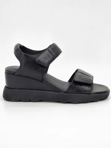 Босоножки женские