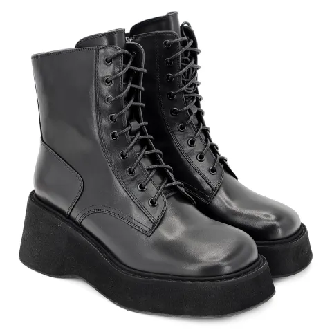 Ботинки женские