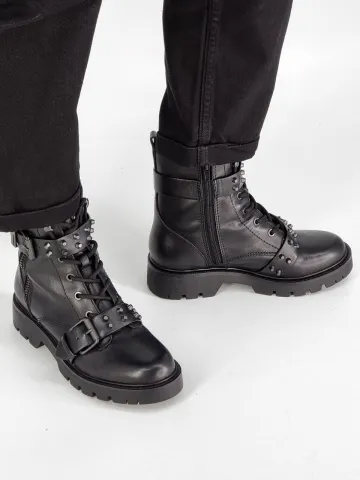 Ботинки женские